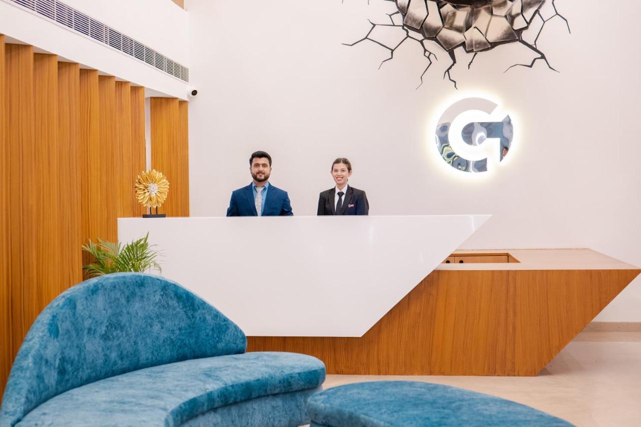 Clubway Grand A Boutique Hotel Jorhāt Eksteriør billede